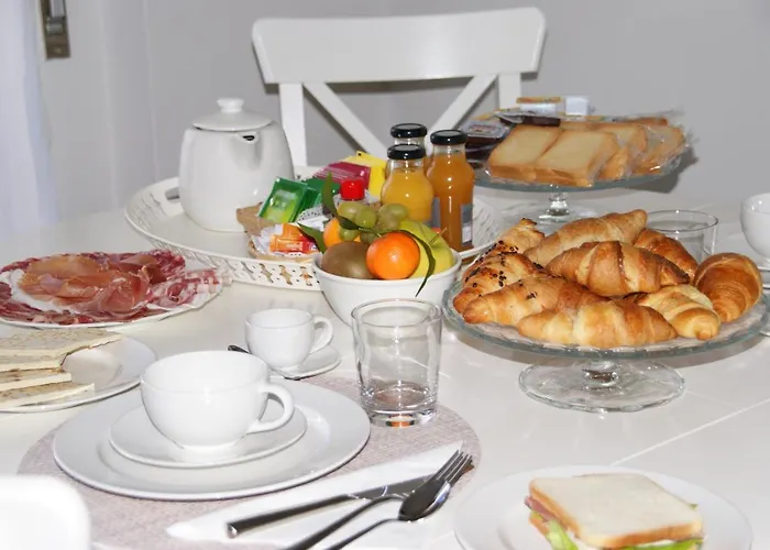 La Dama Room&breakfast Alojamento de Acomodação e Pequeno-almoço Russi