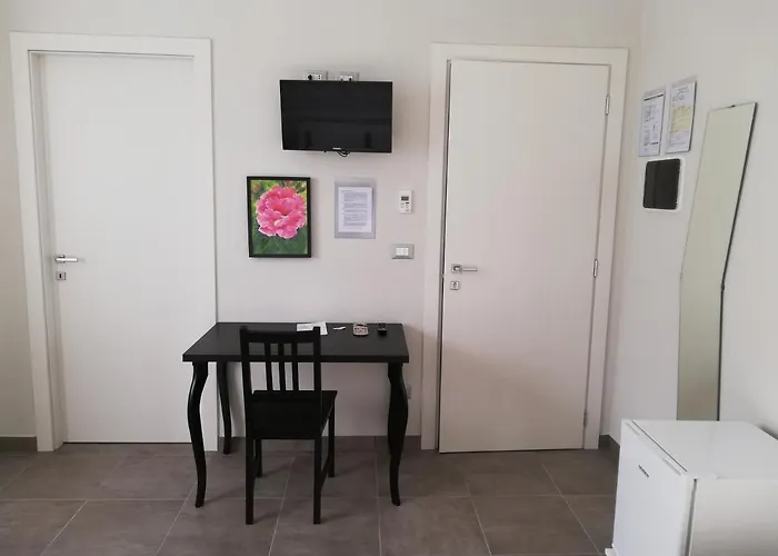 Alojamento de Acomodação e Pequeno-almoço La Dama Room&breakfast Russi