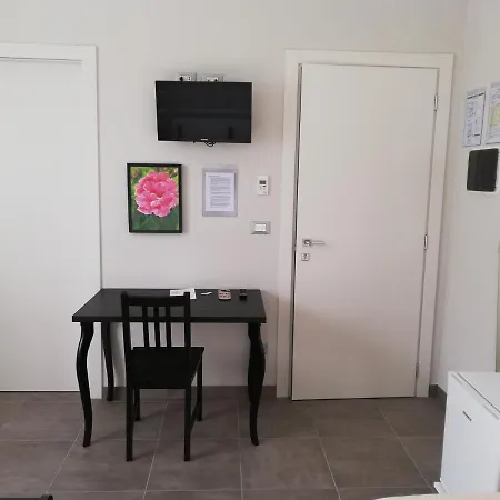 Bed & Breakfast La Dama Room&breakfast Russi