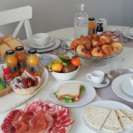 Bed & Breakfast La Dama Room&breakfast Russi