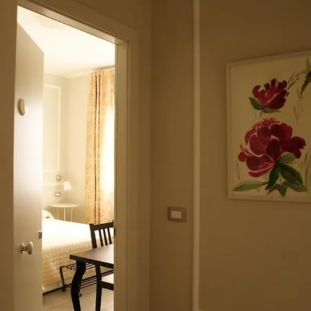 La Dama Room&breakfast ベッド・アンド・ブレックファスト 3*