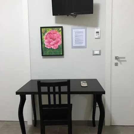 La Dama Room&breakfast ベッド・アンド・ブレックファスト ルッシ