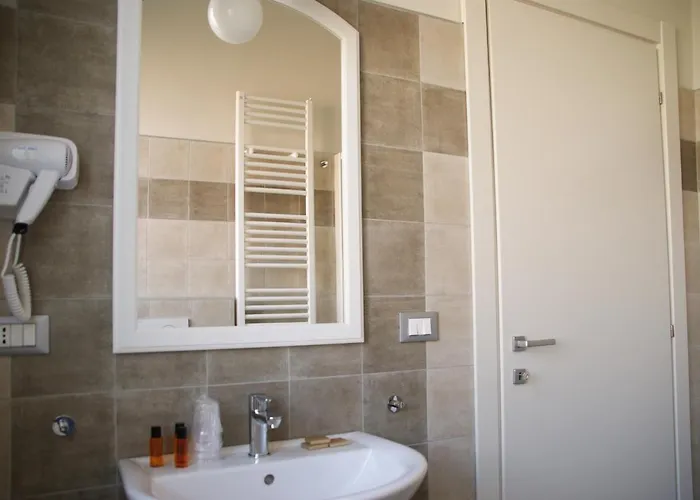 La Dama Room&breakfast Couette-café Russi